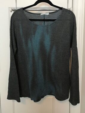 T Party long sleeve boatneck gray-teal blue waffle weave top (M) (small flaw)